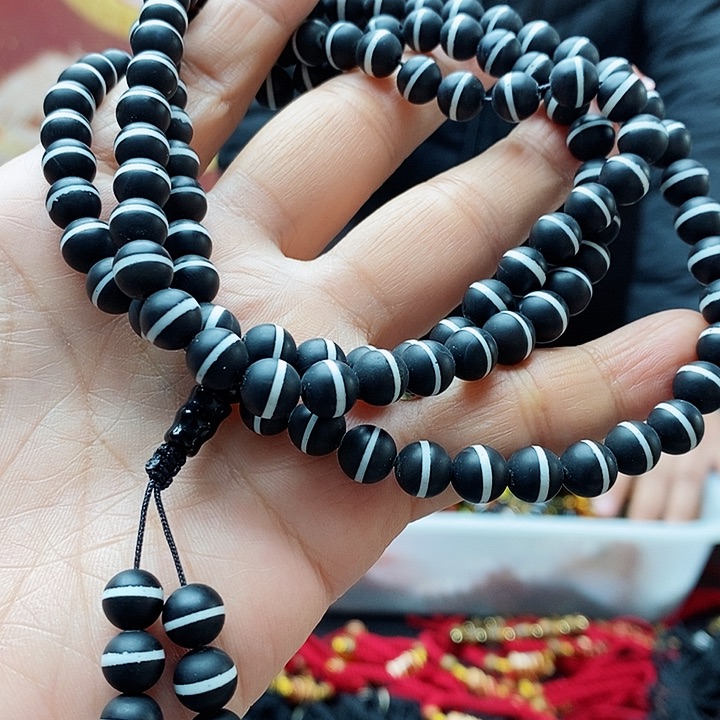 玛瑙/玉髓颈饰合金