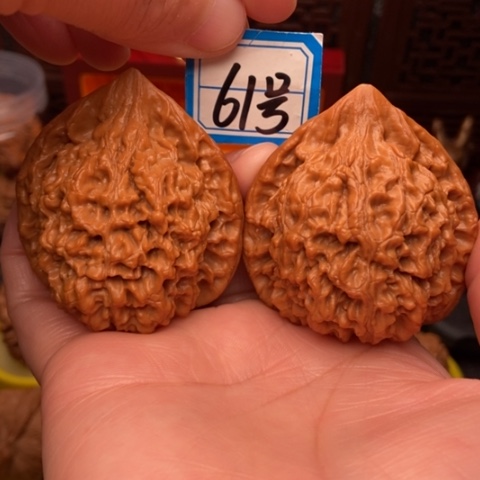 文玩核桃吊坠清**粥官帽48