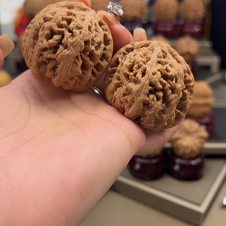 文玩核桃把件45 大 粗筋 t-009