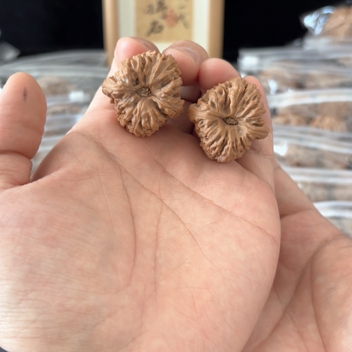 文玩核桃吊坠a*南将