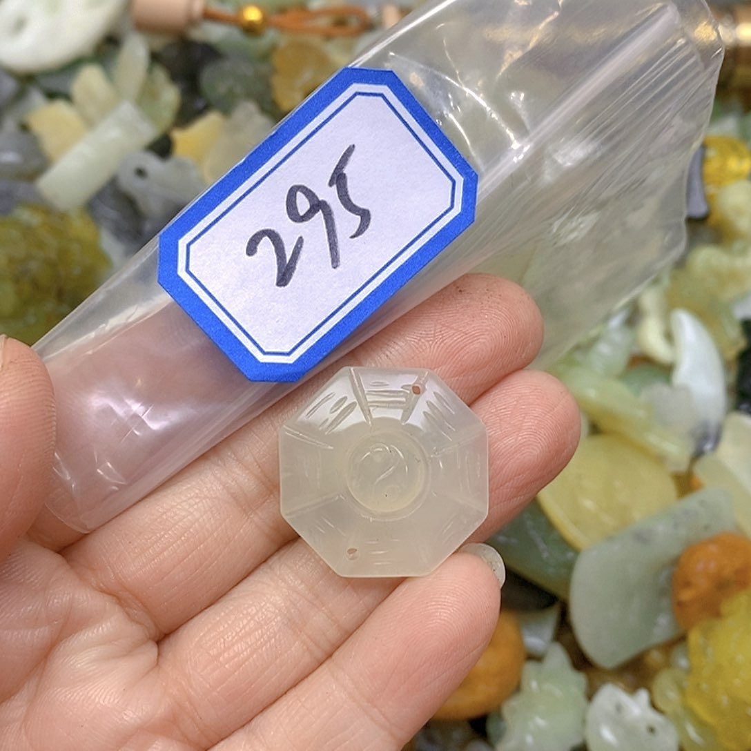 蛇纹石玉颈饰未镶嵌295