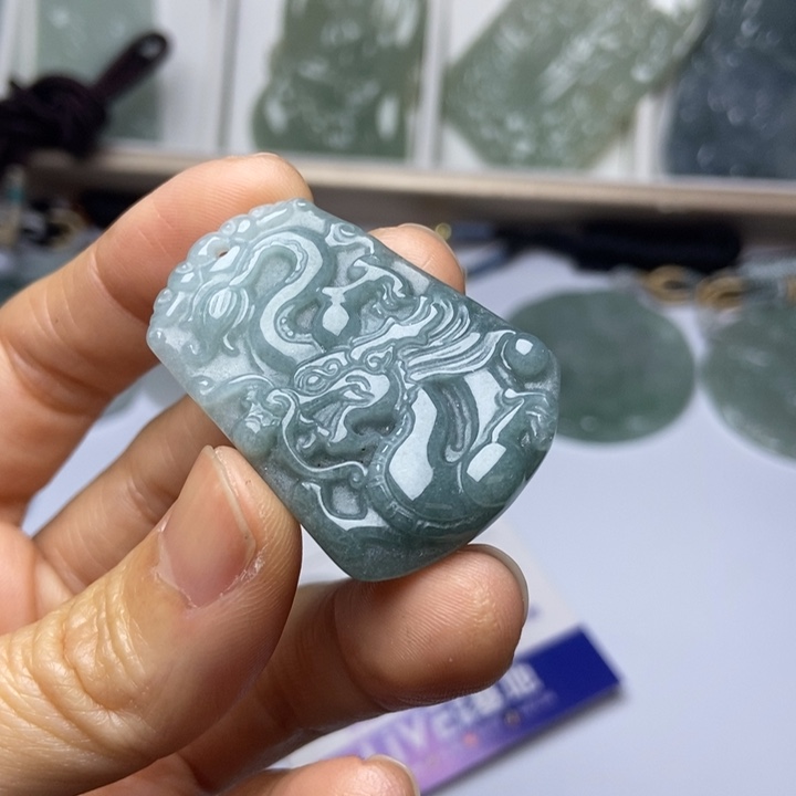 翡翠未镶嵌挂件翡翠