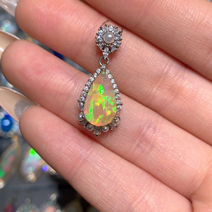 欧泊福利吊坠w银S925镶嵌