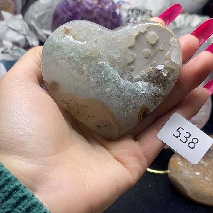 未镶嵌大型摆件（非配饰）发晶