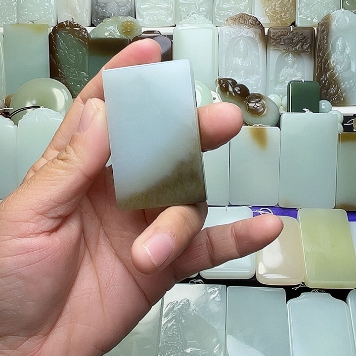 颈饰未镶嵌和田玉