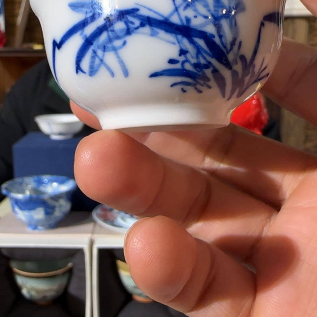 陶手绘青花兰花小客杯