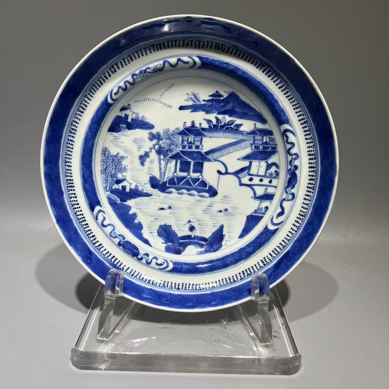 青花细路通景山水赏盘