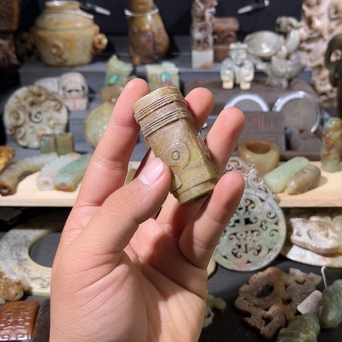 和田玉（糖玉）挂件未镶嵌