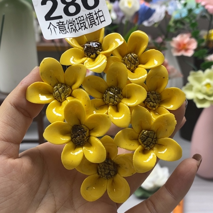 陶瓷陶瓷材料瑕疵品