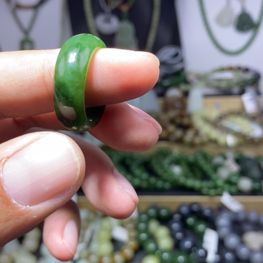 台***祖和田玉未镶嵌手链