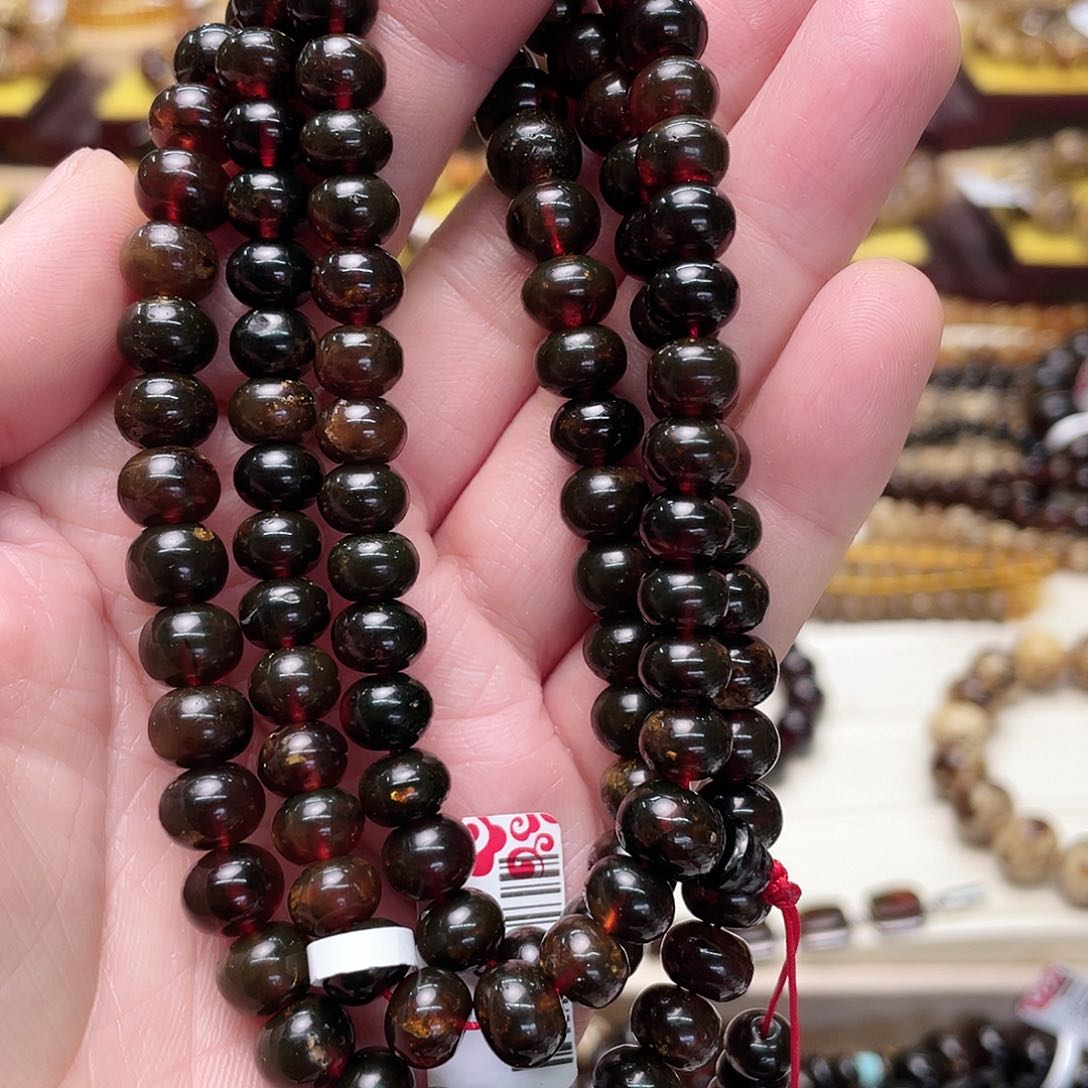 琥珀裸石未镶嵌八70395