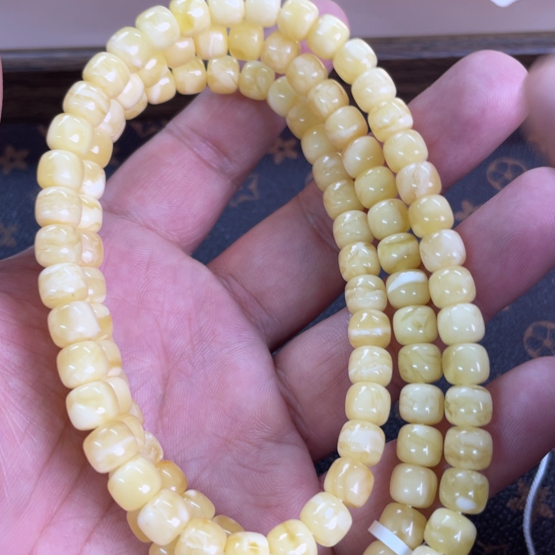 蜜蜡裸石未镶嵌171000000000000