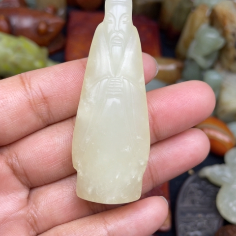 蛇纹石玉未镶嵌颈饰4