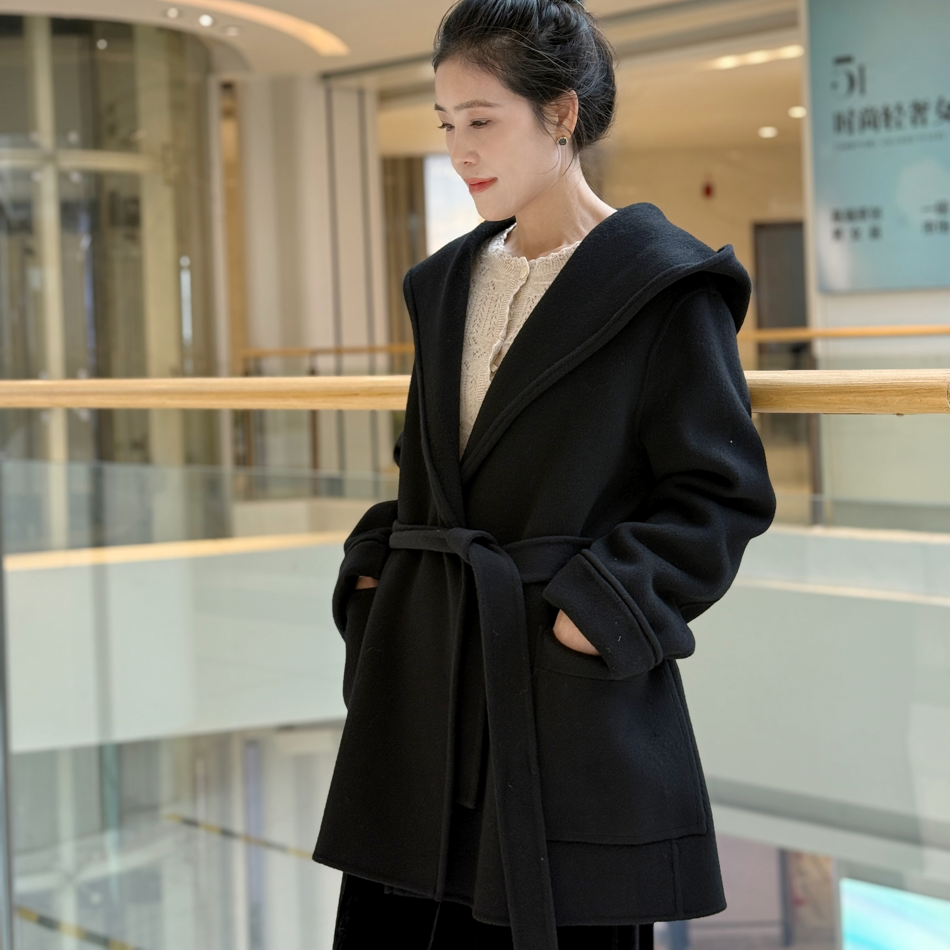 高品质冬季新款双面羊毛呢连帽中长款洋气宽松版女士大衣百搭外套
