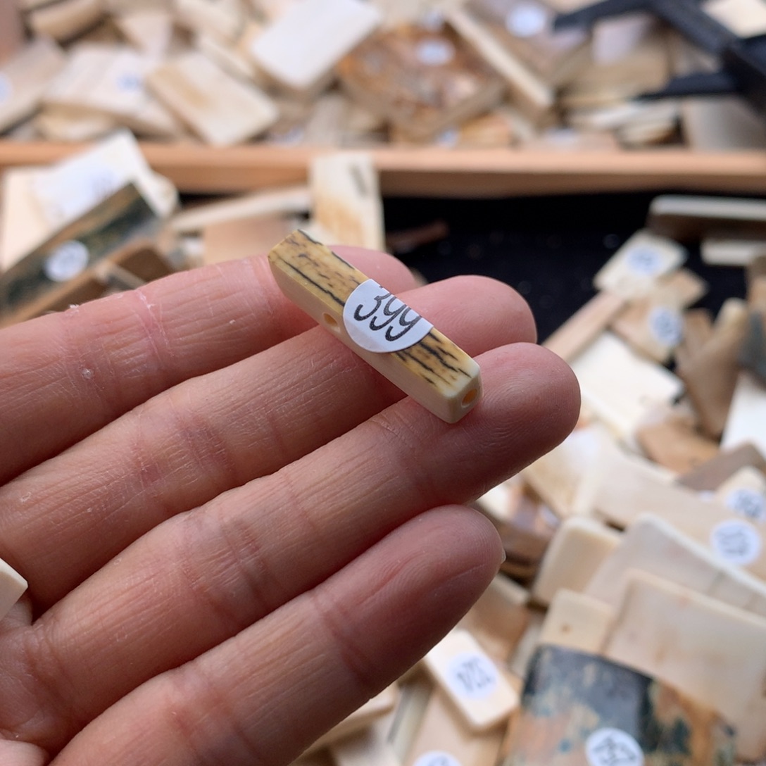 泥塑不打孔联系客服