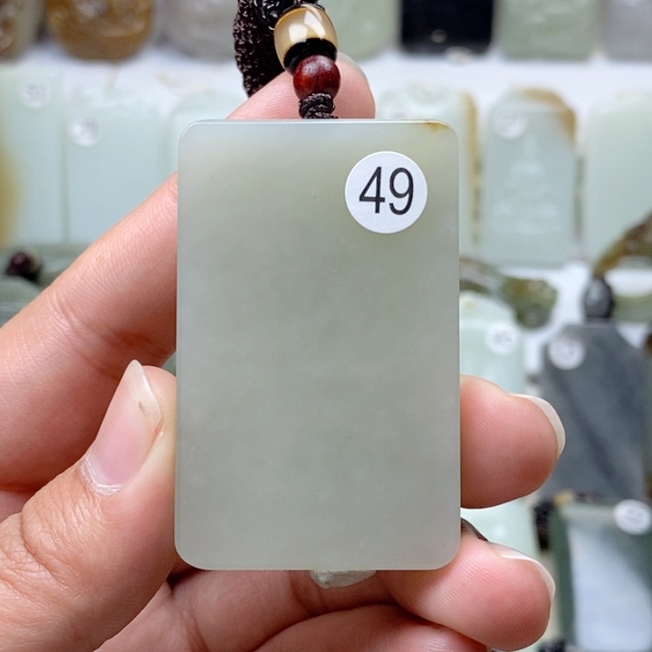 和田玉（糖玉）颈饰未镶嵌