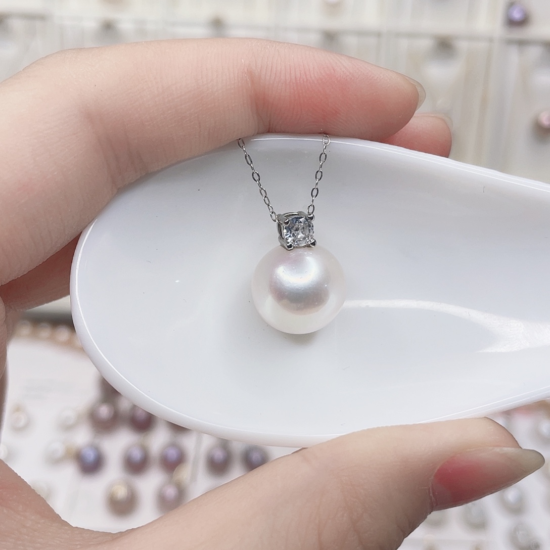 淡水珍珠吊坠(赠链)合金