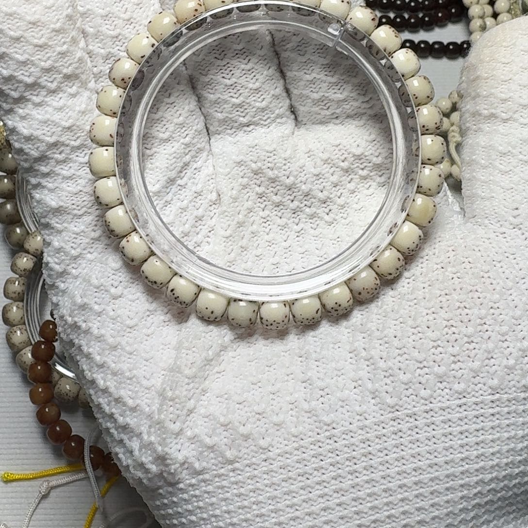 手串星月菩提原生态石玉料卡7河豚手串糯冰