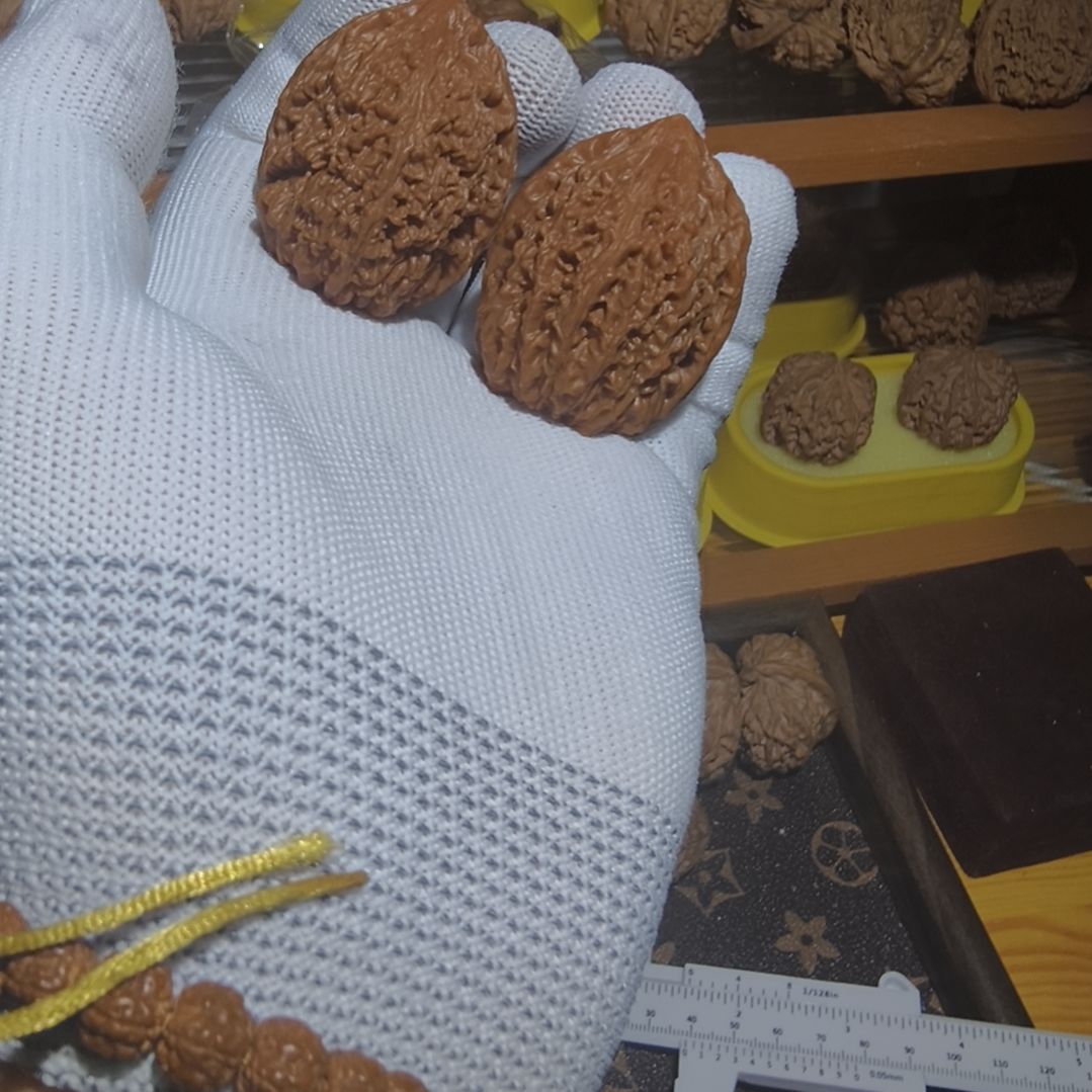 文玩核桃吊坠全品大蒜头地方还好吧