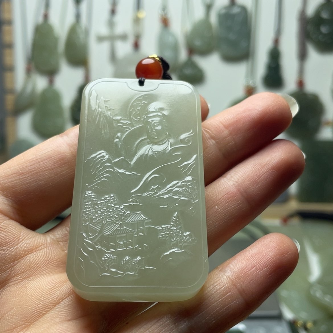 【闪购商品】和田玉未镶嵌颈饰似***？