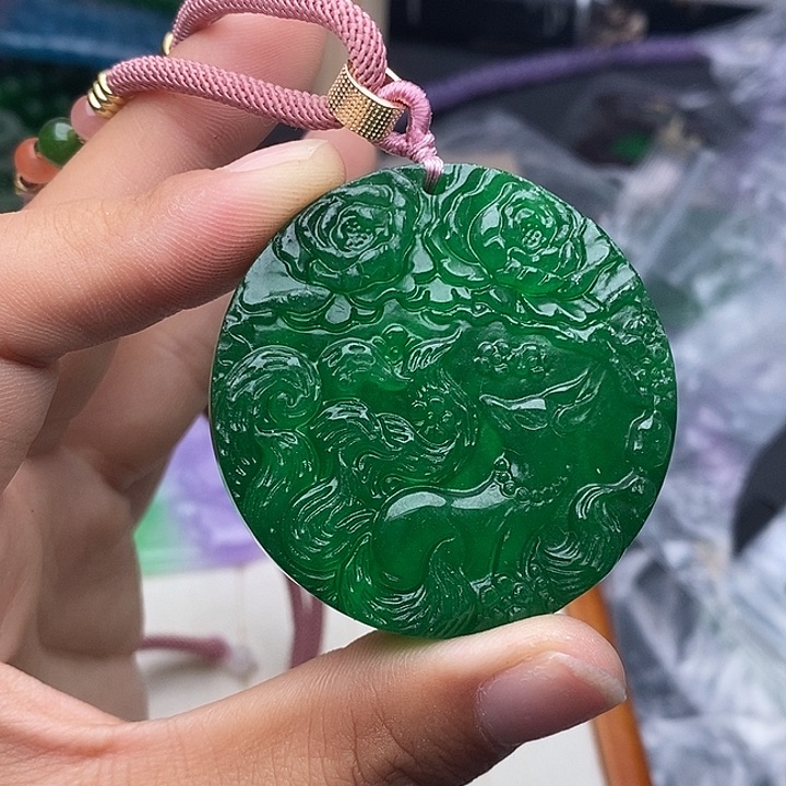 翡翠未镶嵌颈饰374手串