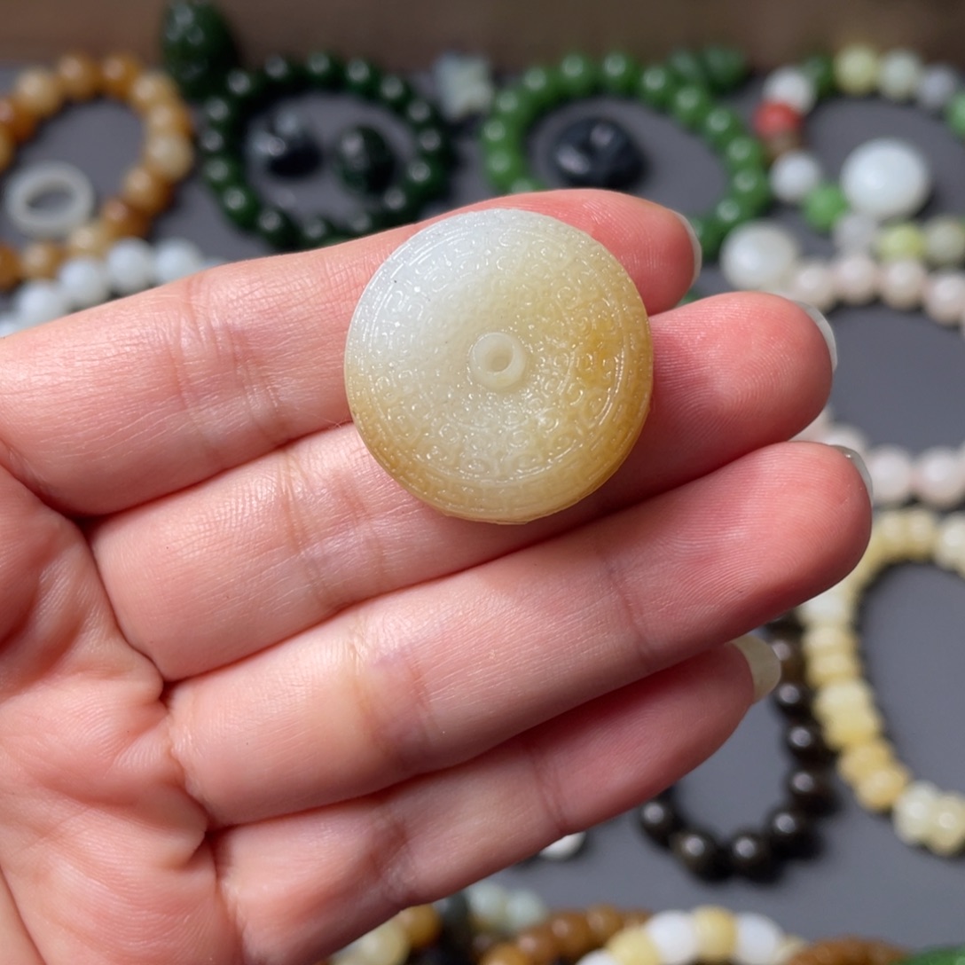 和田玉手串未镶嵌