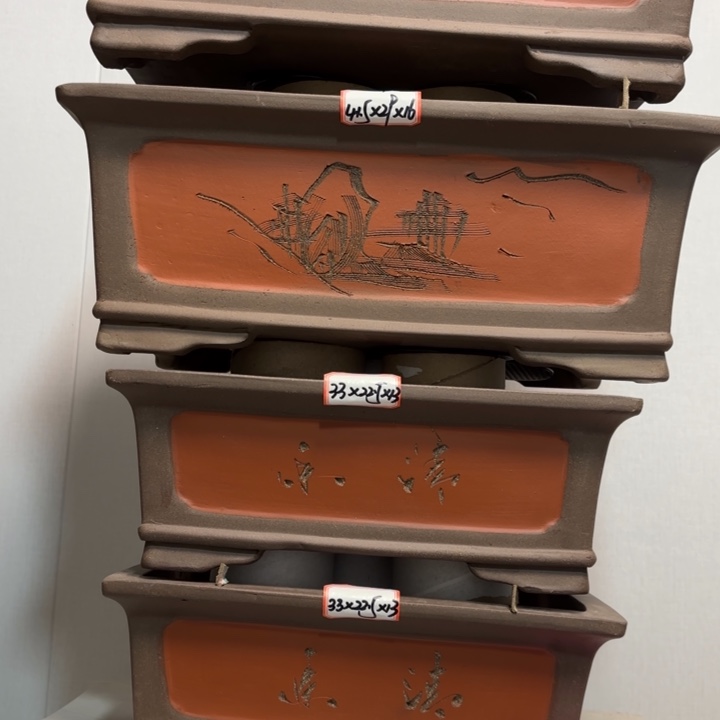 紫砂花盆            138-4