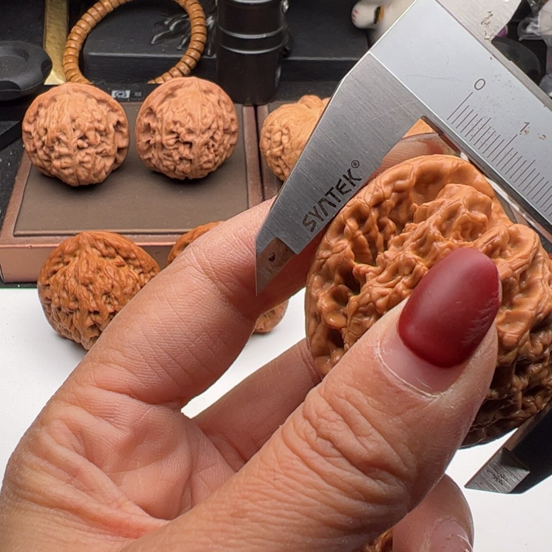 文玩核桃吊坠滢金公子