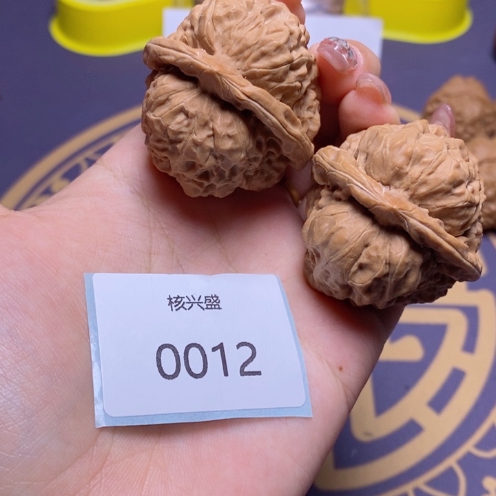 文玩核桃吊坠蛤蟆43.0012