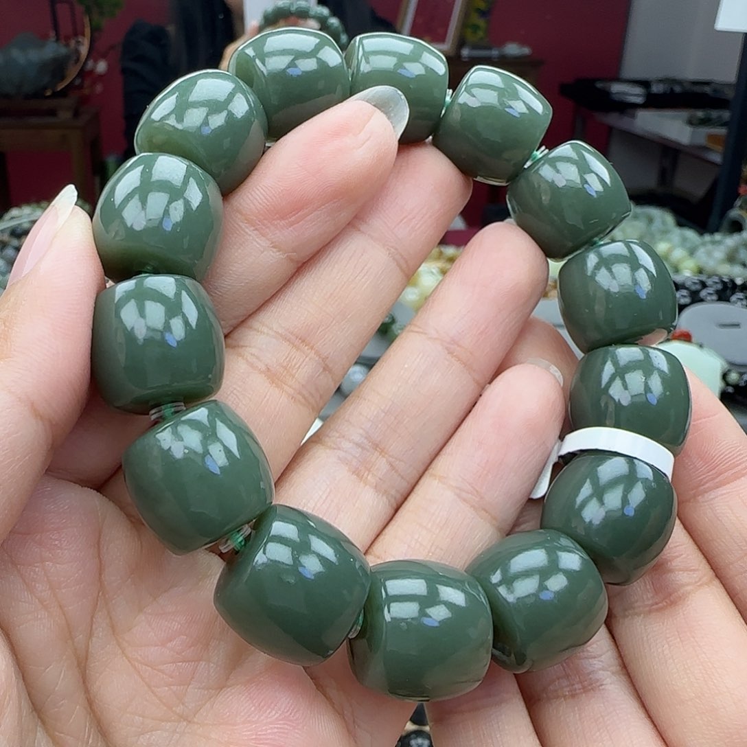 未镶嵌和田玉手串