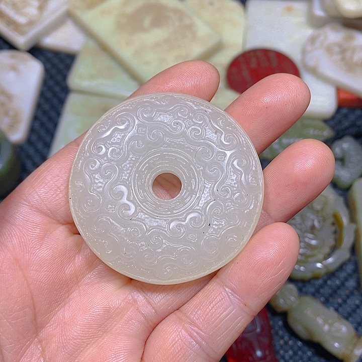 未镶嵌手链和田玉（糖玉）