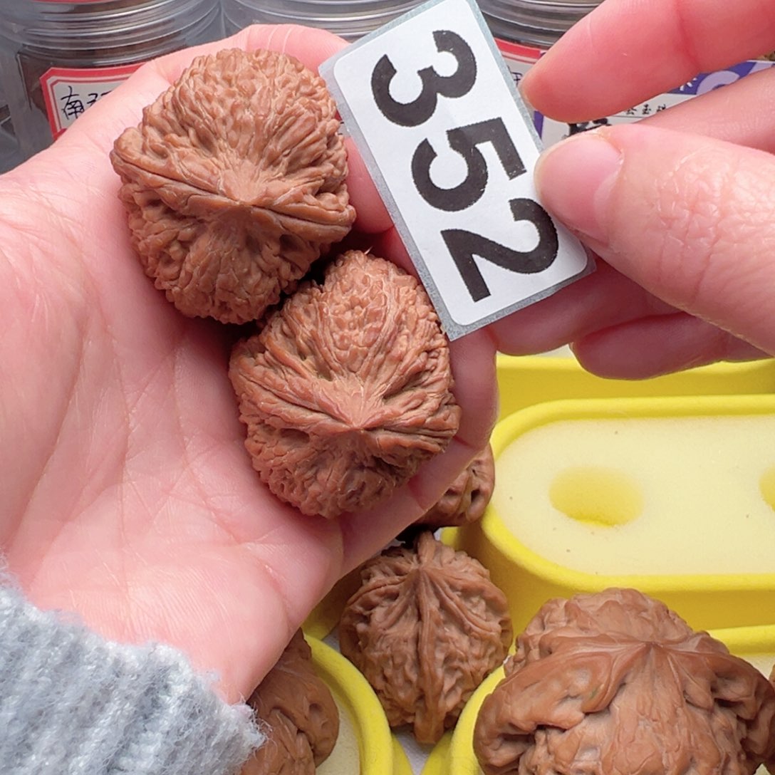 文玩核桃把件_*间文玩352