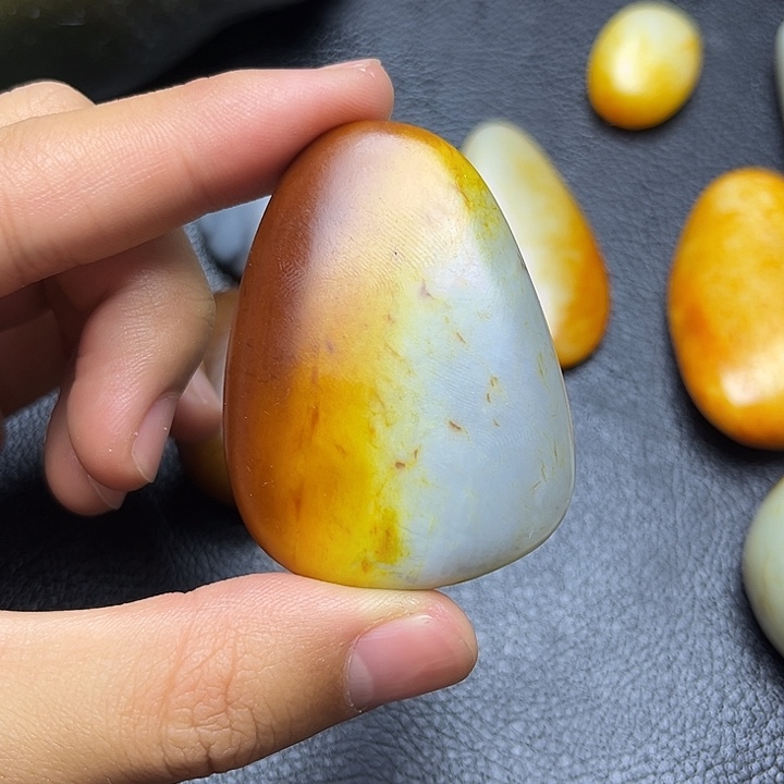 和田玉未镶嵌摆件
