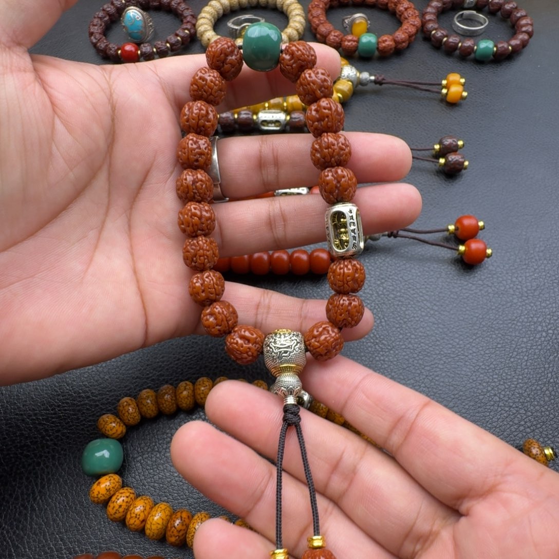 牵***i香榧木金刚手持菩提