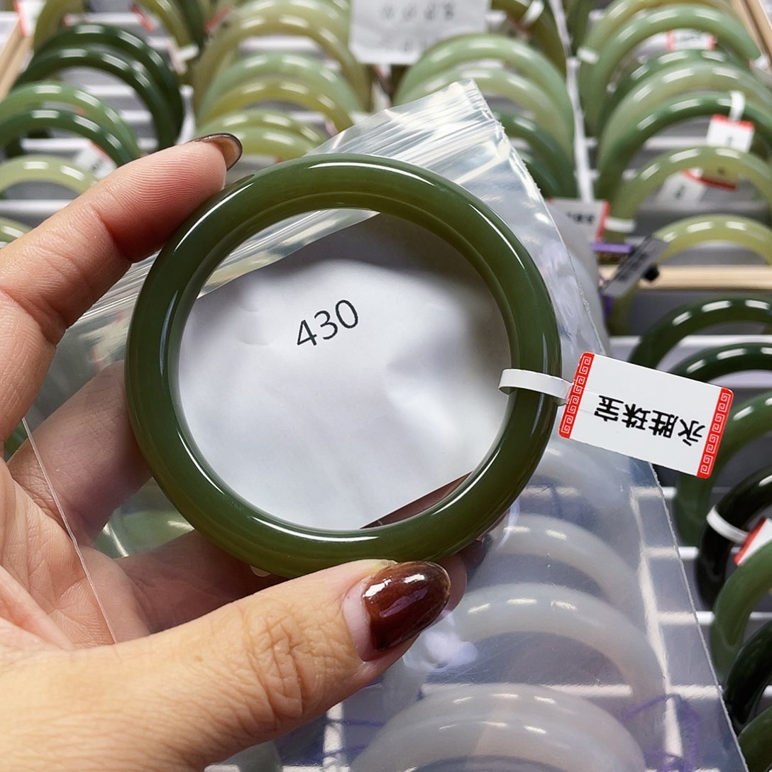 和田玉（糖玉）手镯未镶嵌430-57