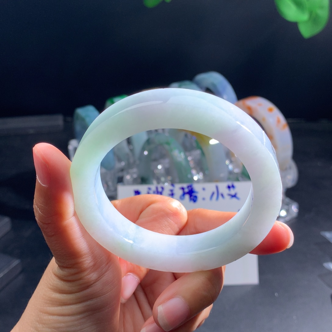 定制翡翠手镯未镶嵌