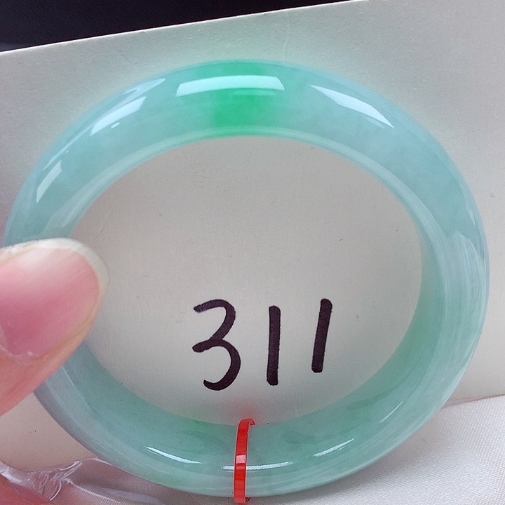 翡翠未镶嵌手镯翡翠