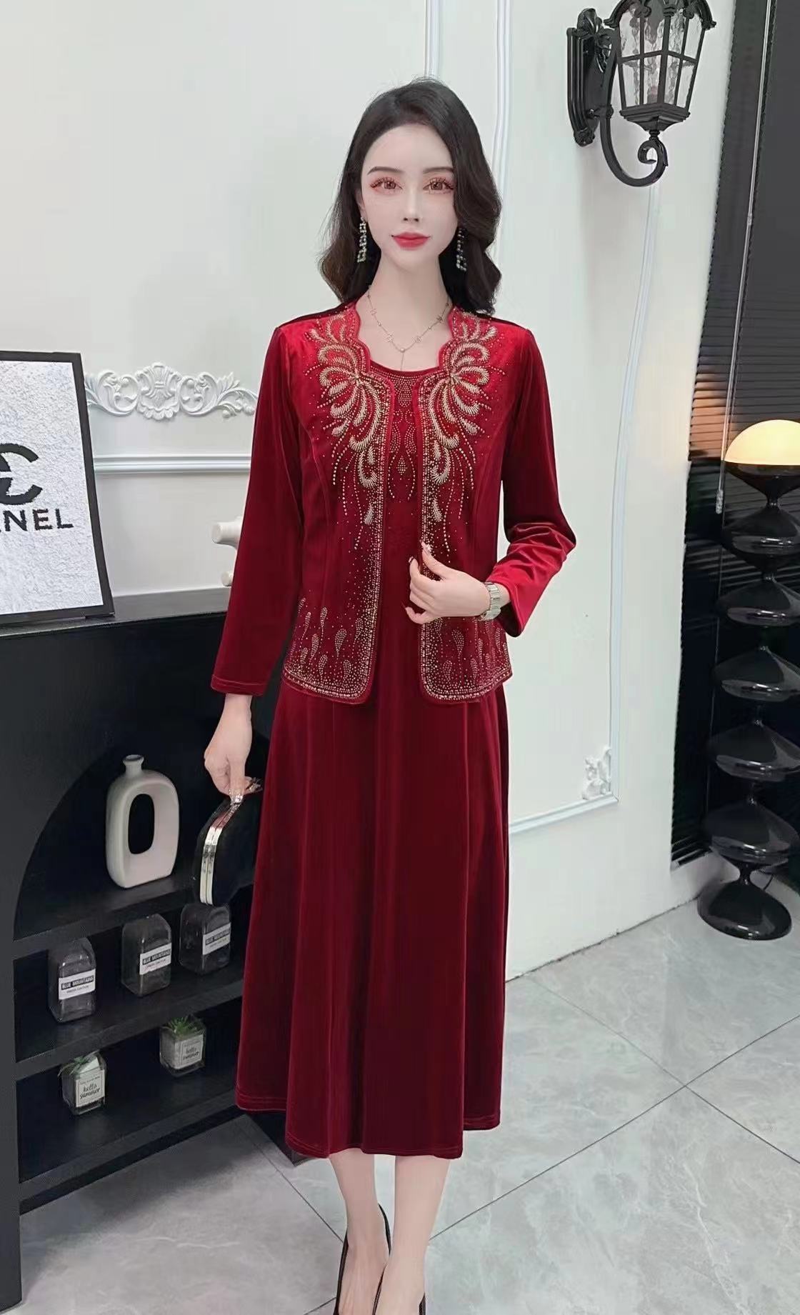 时尚显瘦气质丝绒两件套