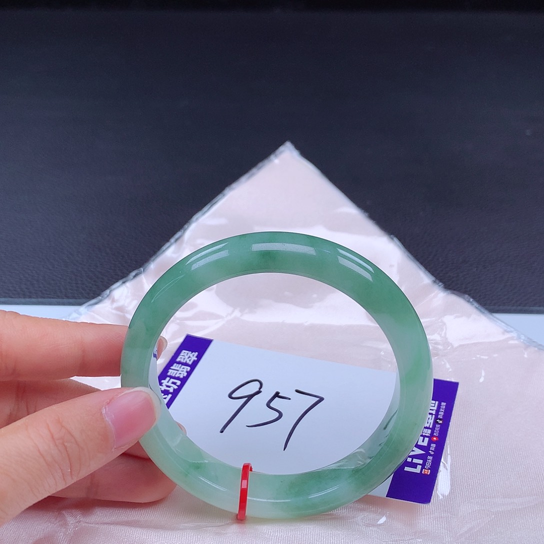 翡翠手镯未镶嵌手镯001617