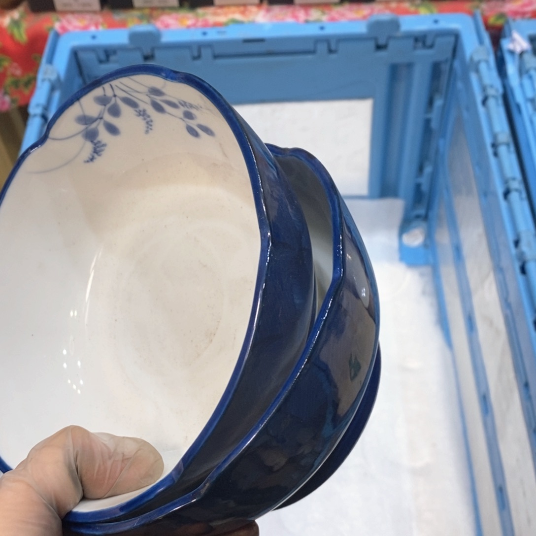 瓷片M****?几乎哈哈哈哈哈哈