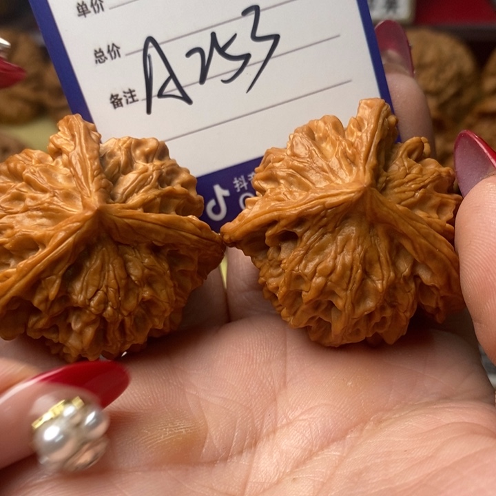 万***厂桃核把件全品三棱