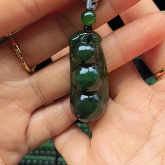 和田玉（碧玉）未镶嵌颈饰
