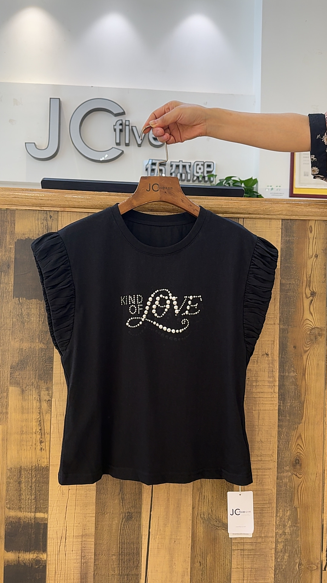 T恤常规袖黑色短袖圆领夏季百搭泡泡袖