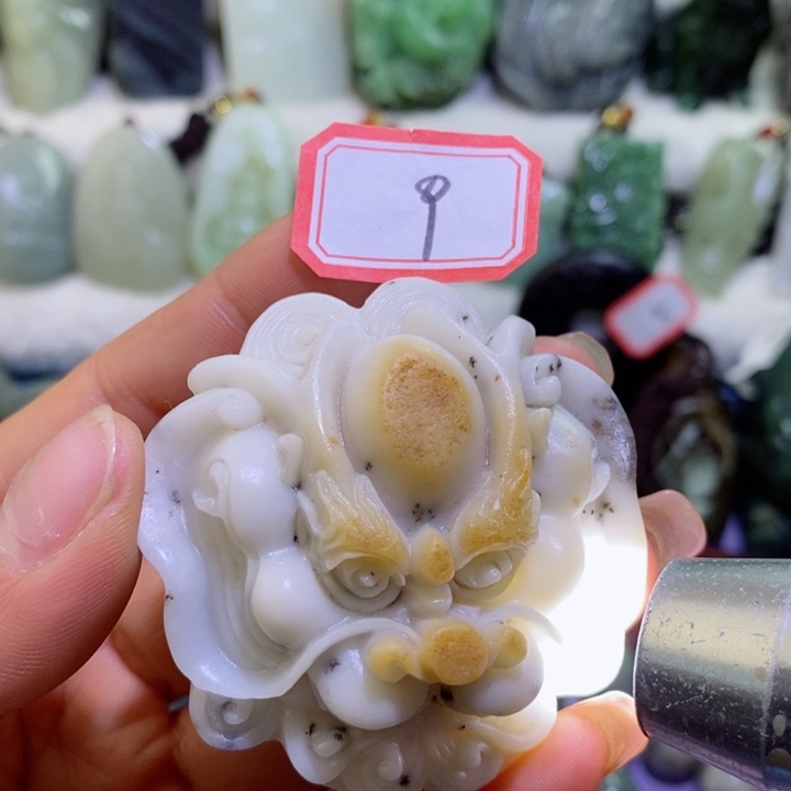 和田玉边角料未镶嵌