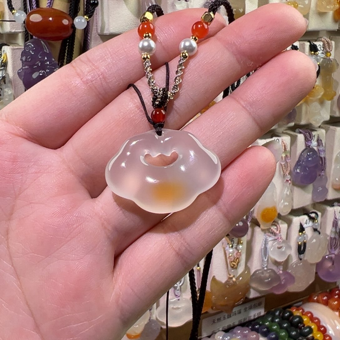 Z***张玛瑙/玉髓未镶嵌吊坠(赠链)