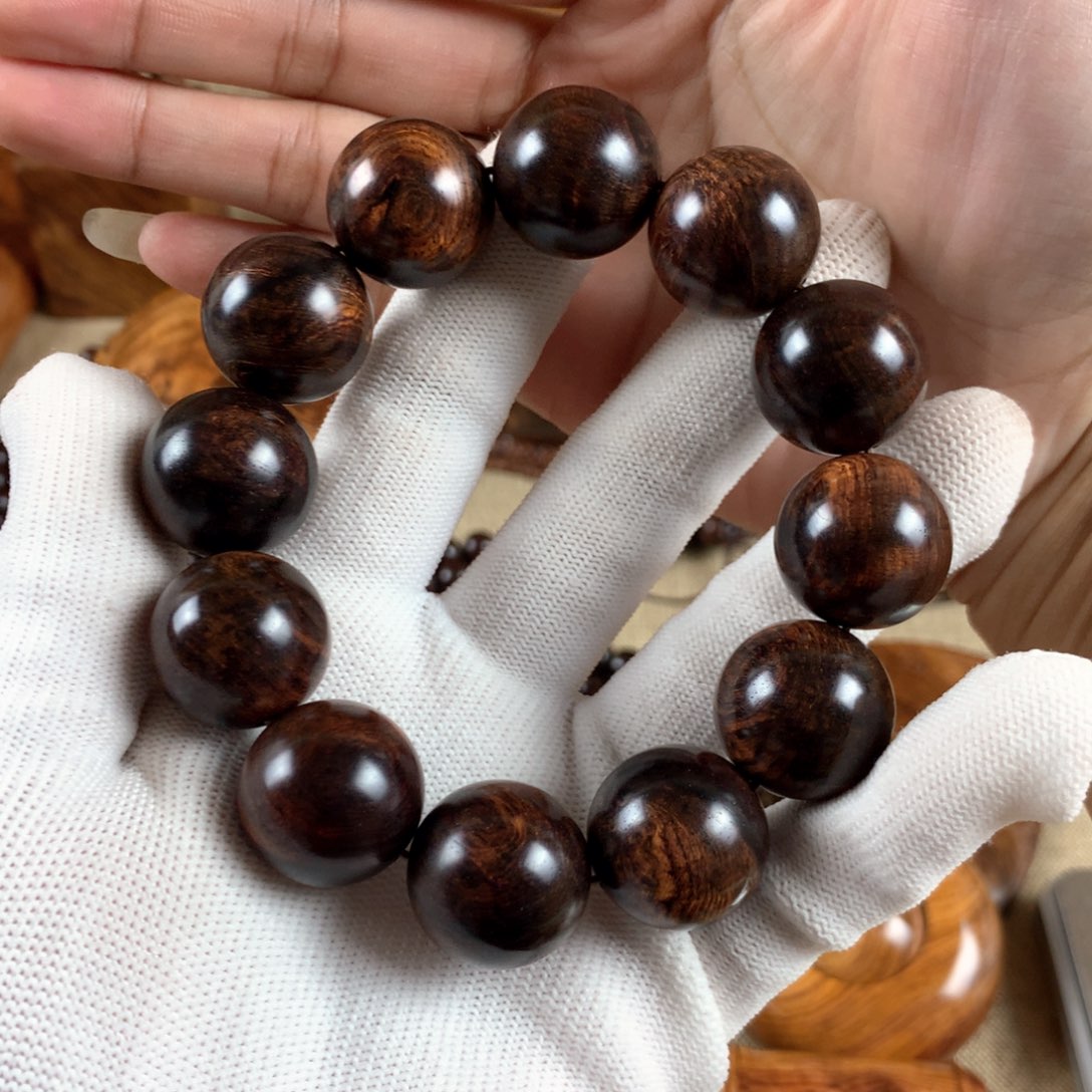 黄花梨/降香黄檀诺*果2.0*12手串，57.6克