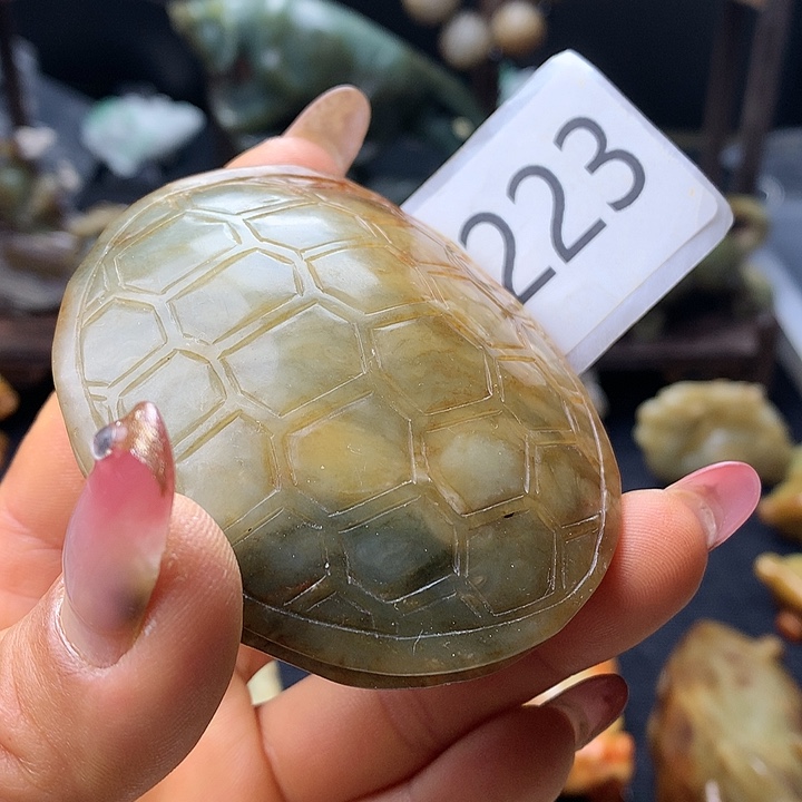 和田玉未镶嵌车挂