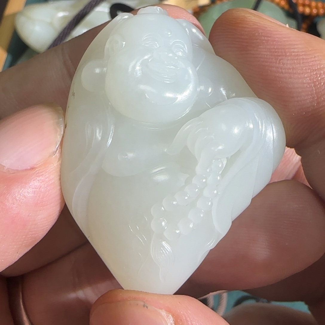 华***仔和田玉未镶嵌挂件