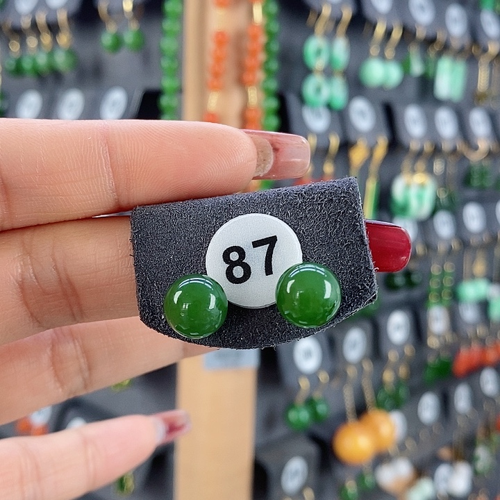 和田玉耳饰18K金镶嵌