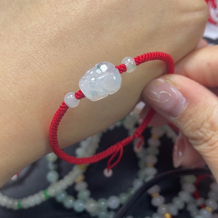 翡翠未镶嵌手绳799999999